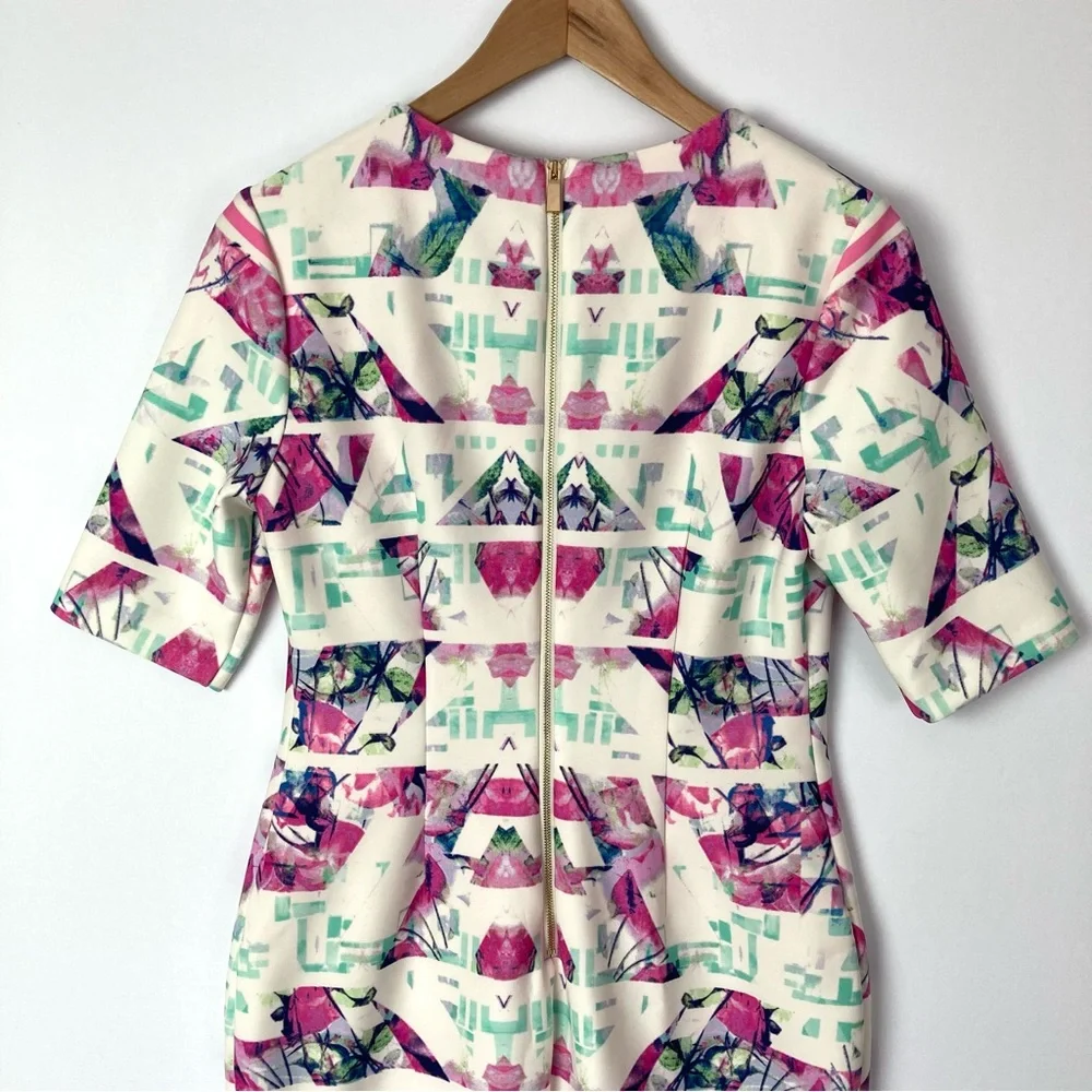 Vince Camuto Floral Abstract Knit Dress - Picture 7 of 11
